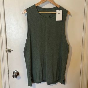 Nike men’s yoga muscle shirt